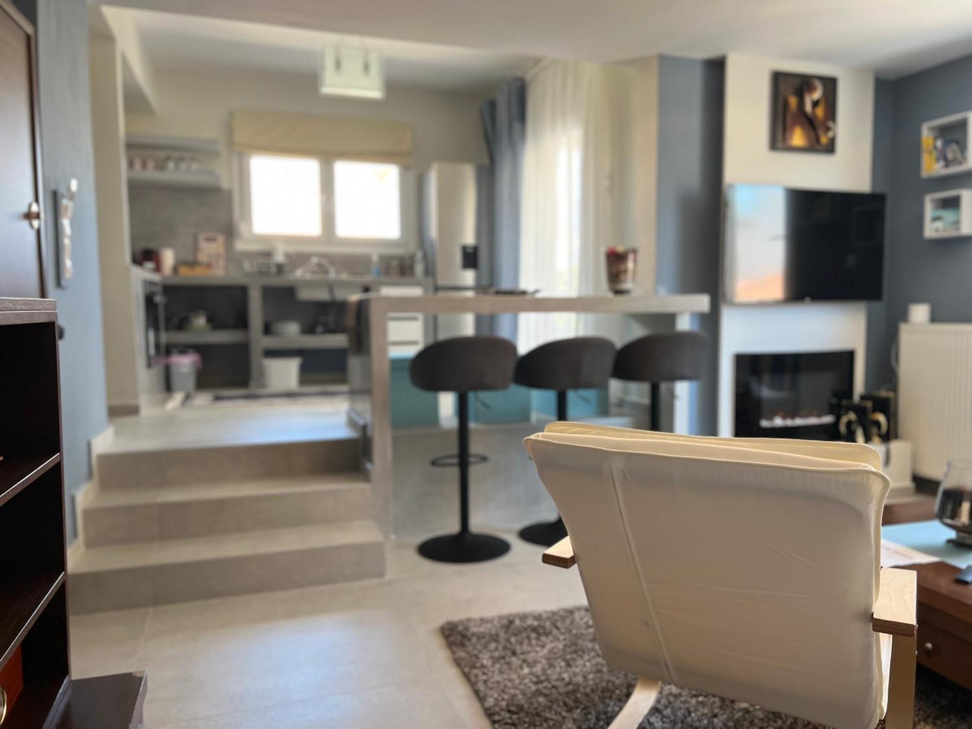 Modern Family Retreat Lejlighed Volos Eksteriør billede